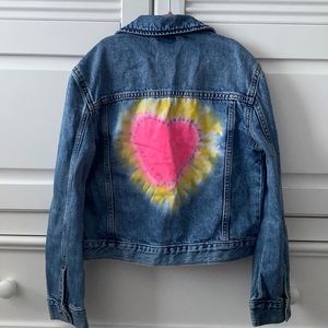 VGUC Gap Kids Tie Dye Heart Denim Jacket Size Medium